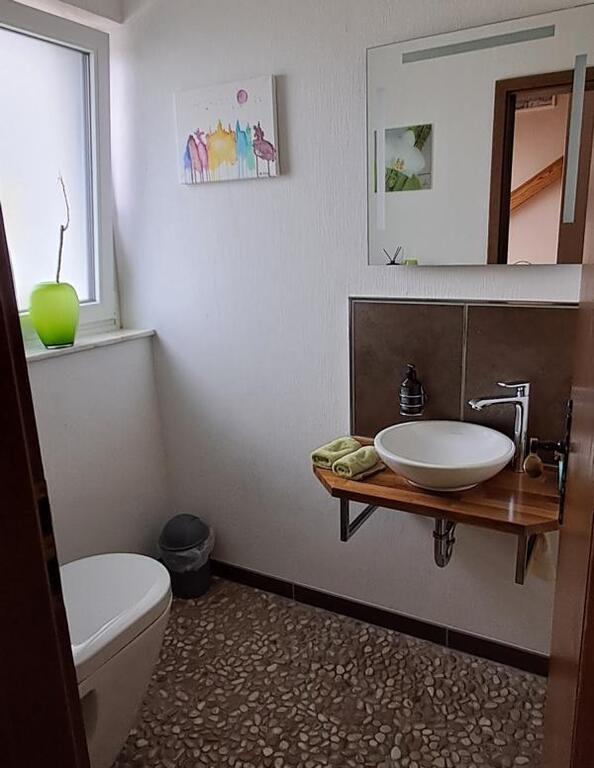 Gäste-WC imErdgeschoss