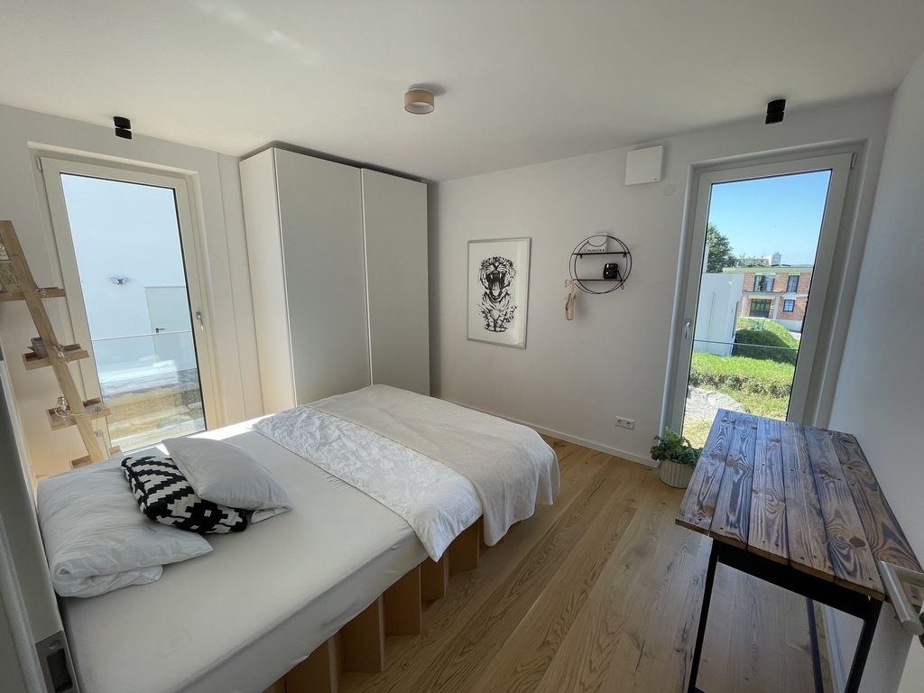 Mia’s room first floor