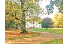 Klassizistisches Landhaus im Hirschpark