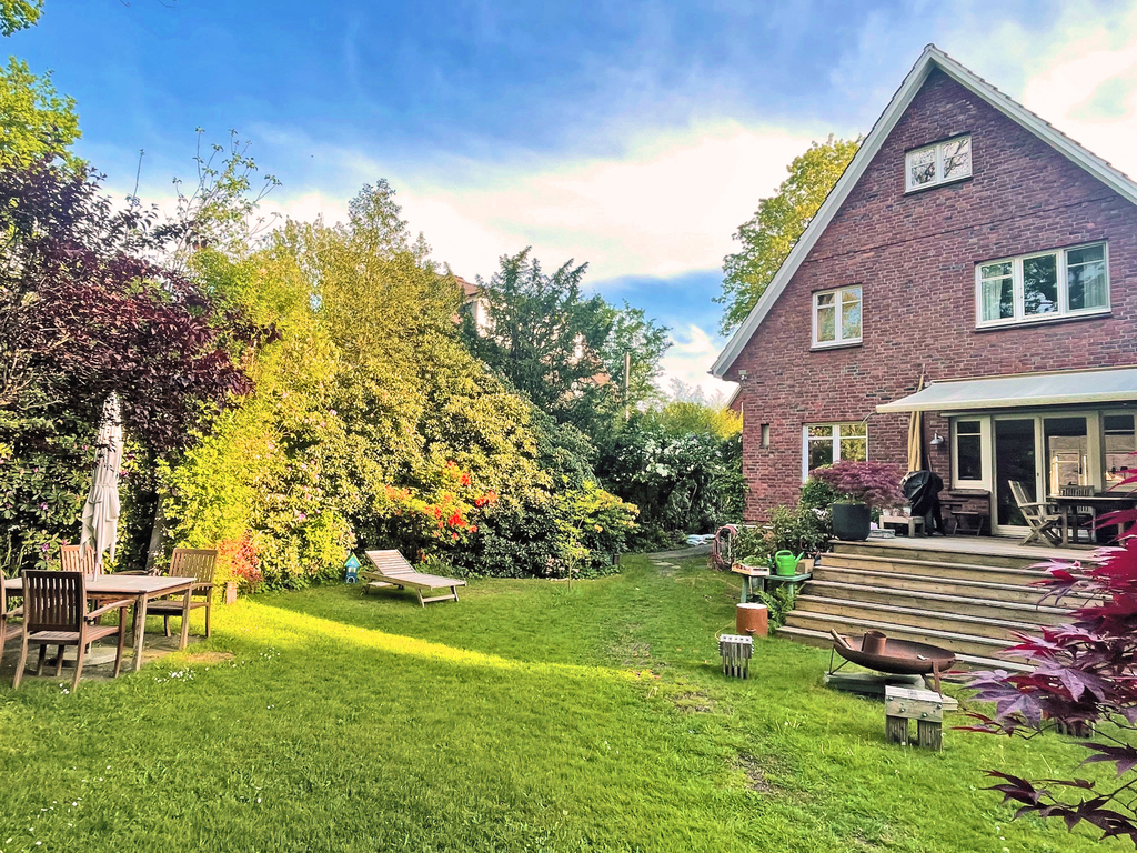 Haus von der Gartenseite aus