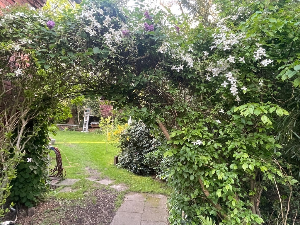 Durchgang zum Garten