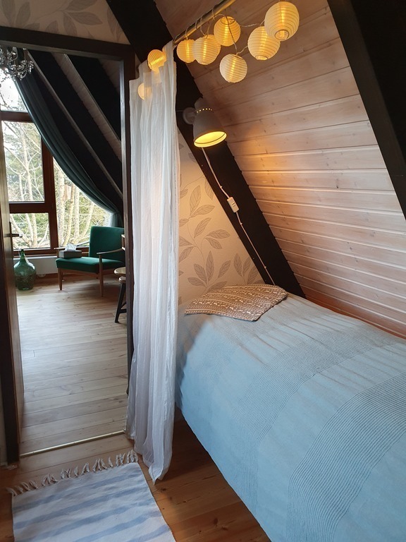 Durchgang mit Einzelbett