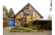 Lechtenbergweg 7 b, we live on the ground floor