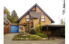 Lechtenbergweg 7 b, we live on the ground floor