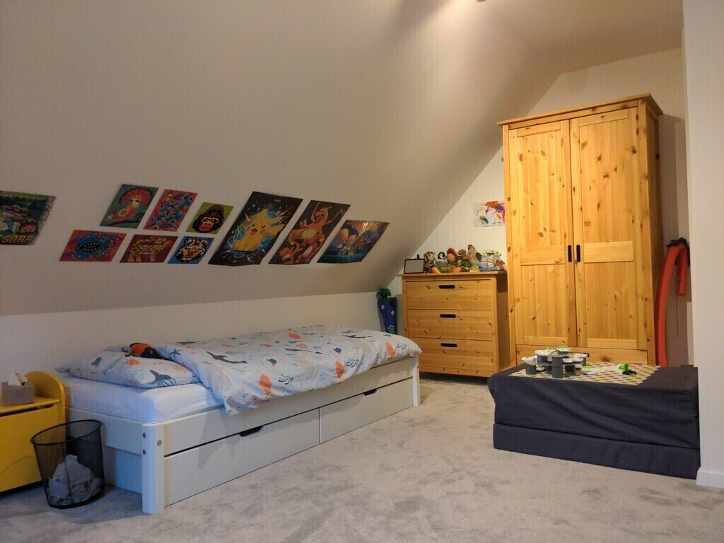 Felix's room
