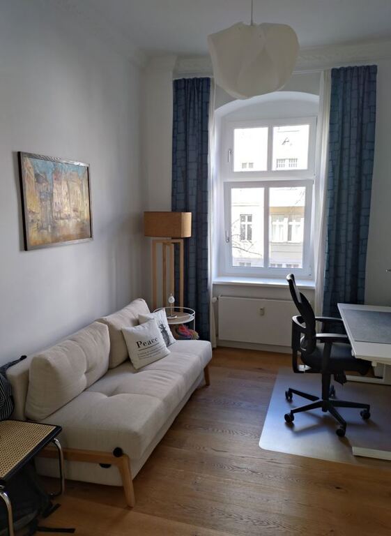 guest room with sofa bed (160x200)   / Gäste- und Arbeitszimmer mit Schlafcouch (160x200)