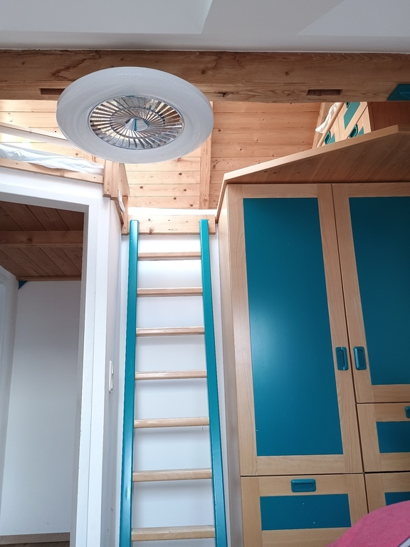 Bedroom kids (1) - loft beds for 2 people