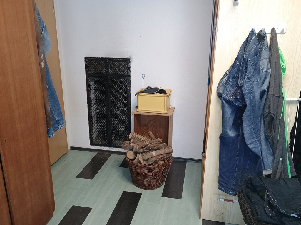 Room for drying clothes, musical exercises etc. etc.