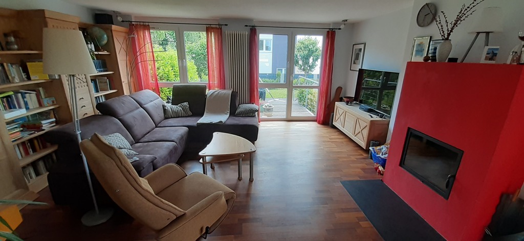 Living Room with access to the garden
