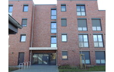 North side entrance area Kleine Wolke 50 Eingangsbereich Nordseite