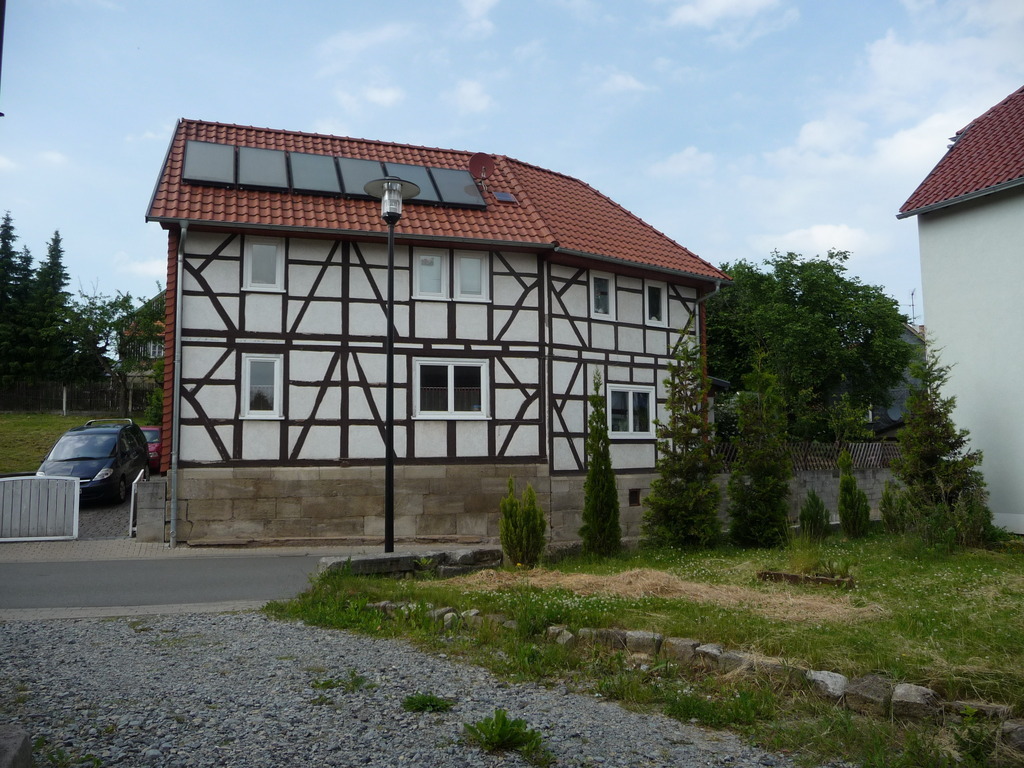 House - Front !