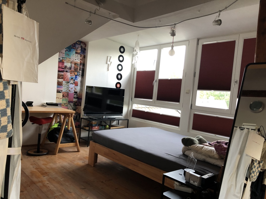 Children’ room no 2, top