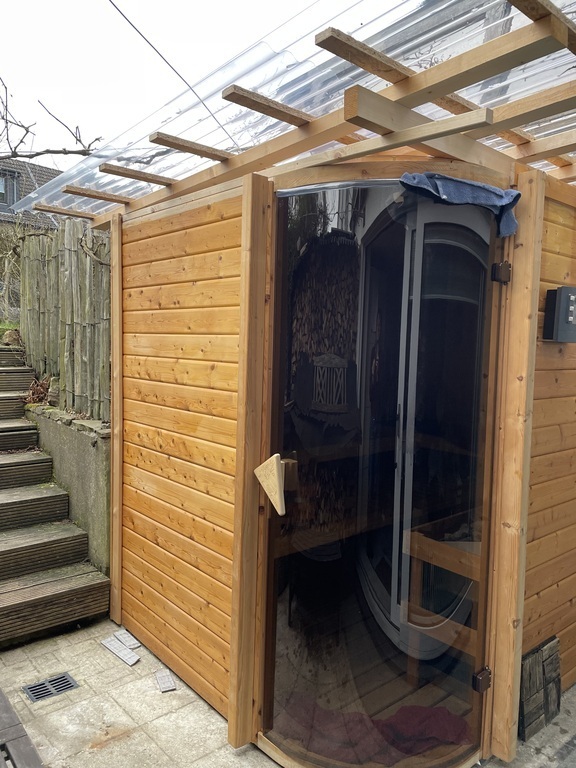 Our „garden hot steam bath“