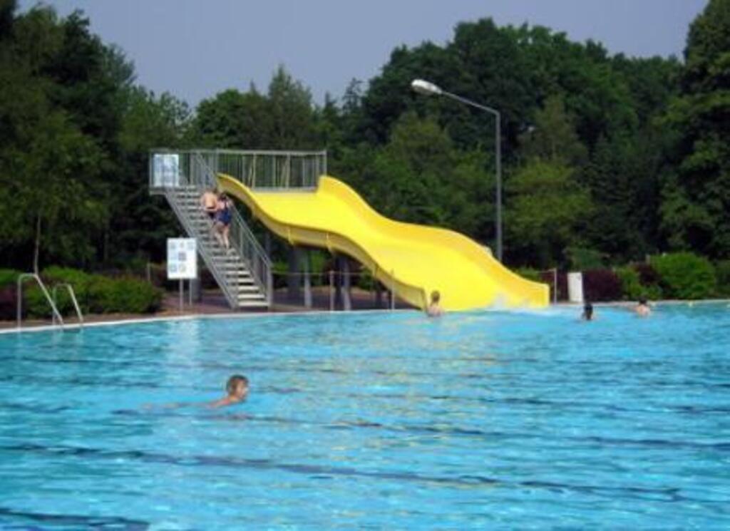 Outdoor pool in Harpstedt (8 km)