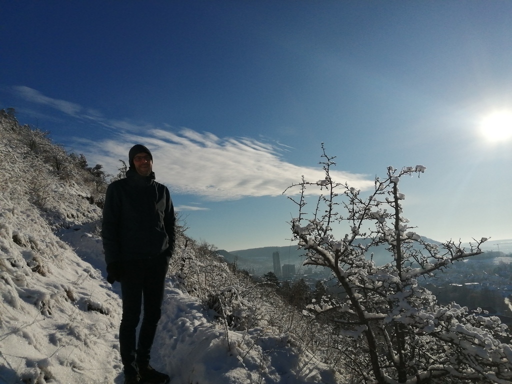 Saale-Horizontale hiking trail above Jena in winter