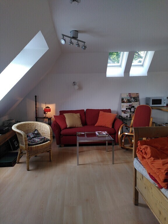 the living area ( not visible here is the kitchenAid at the right  edge of  the picture)