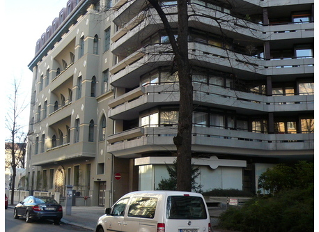 Our apt. is on the 3rd.floor to the right.