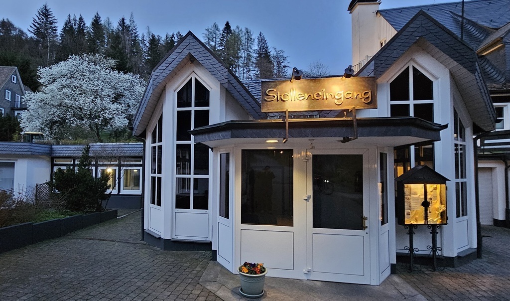 Access to the healing caves