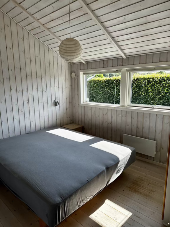 Schlafzimmer 1 mit Doppelbett