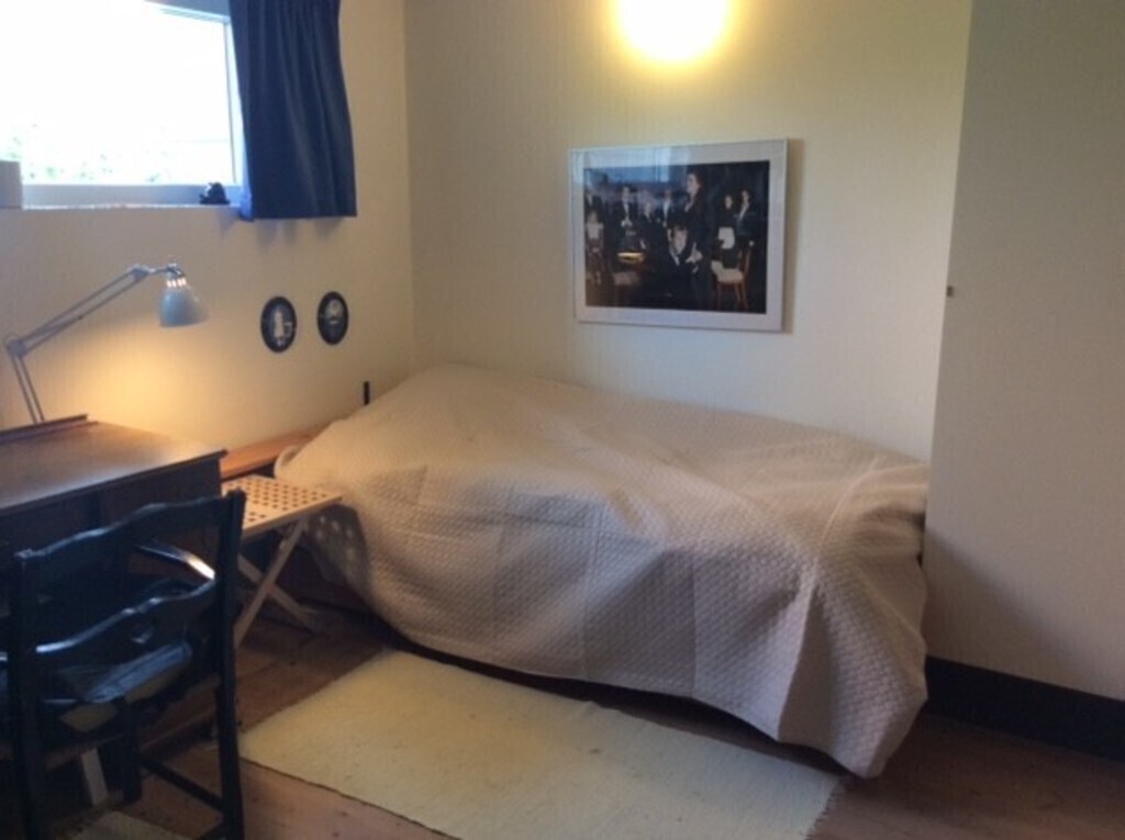 Single bedroom 1. etage
