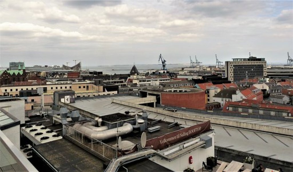 Rooftop-café - le grand magasin de Salling au centre ville.