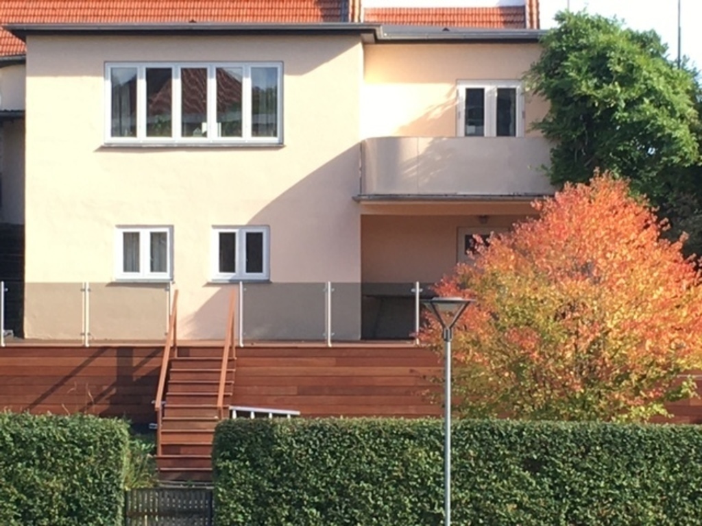 Big terrace on the back side of the house. Sun during afternoon and evening.