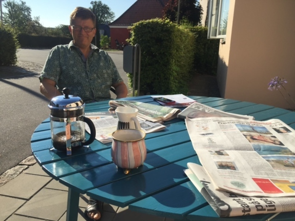 Front  terrace - nice for breakfast