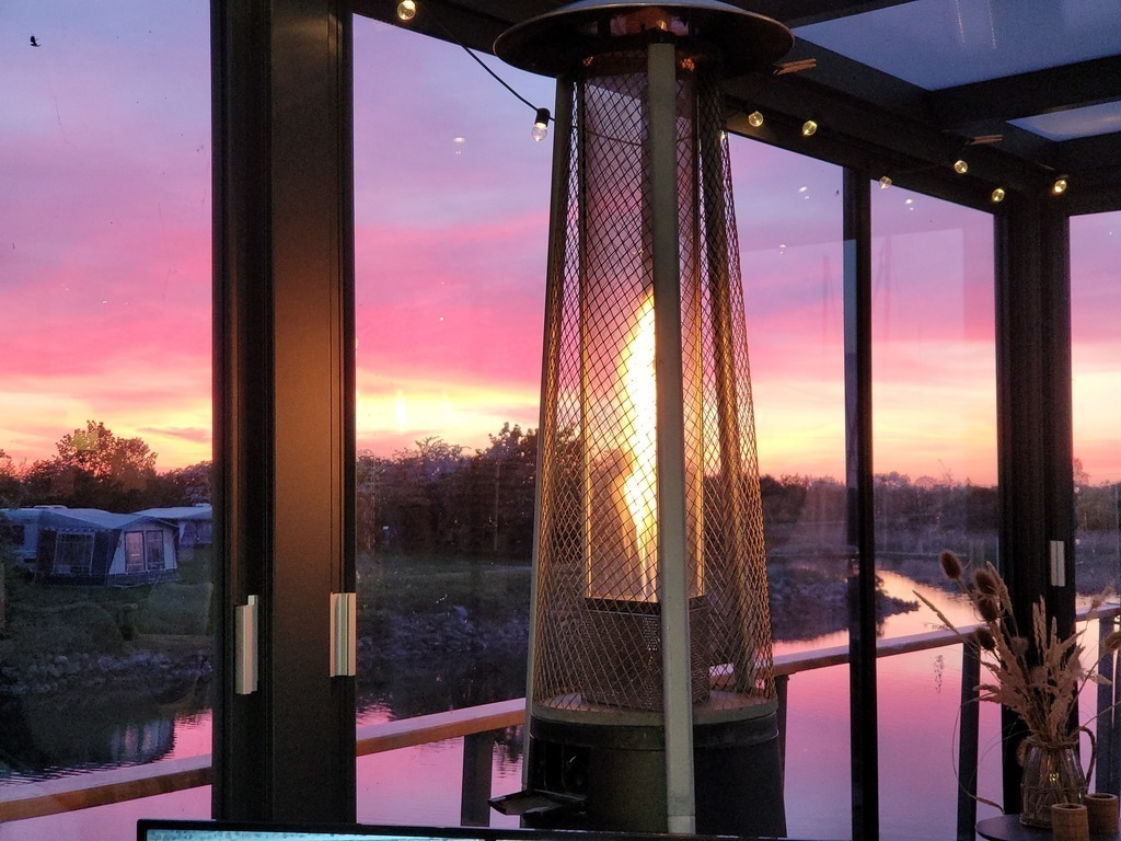 Houseboat: A stunning sun set can be enjoyed from the upper deck 