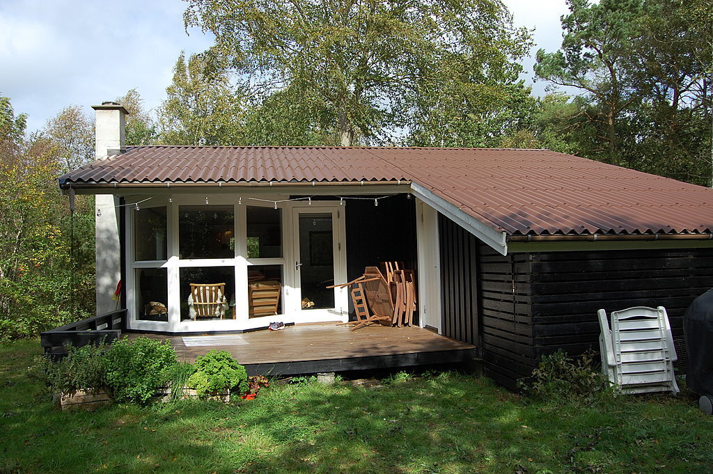 Summer cottage from the "garden"