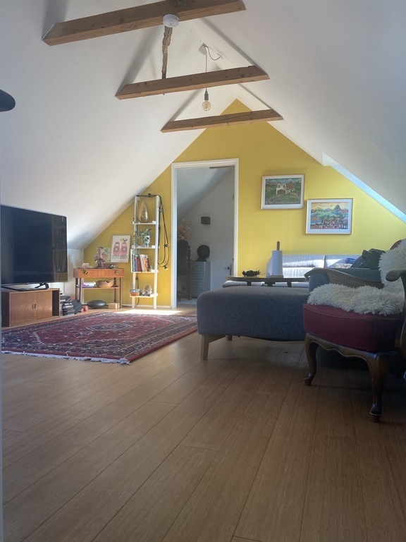 Second floor livingroom