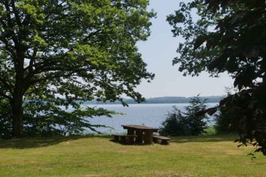 Esrum Lake (15 min by car)