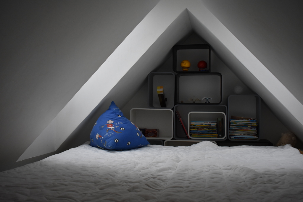 Small loft in connection with another child's bedroom on 1. floor