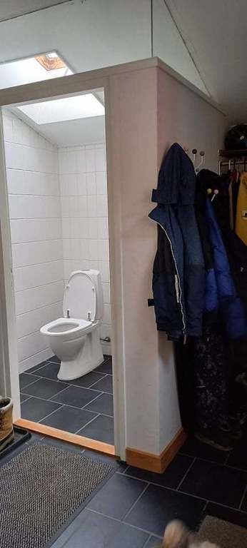 Toilet i gangen/Toilet by the entrence/Toilet im Gang