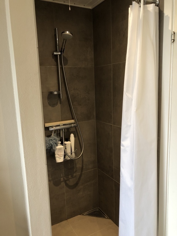 Shower in bathroom ground floor