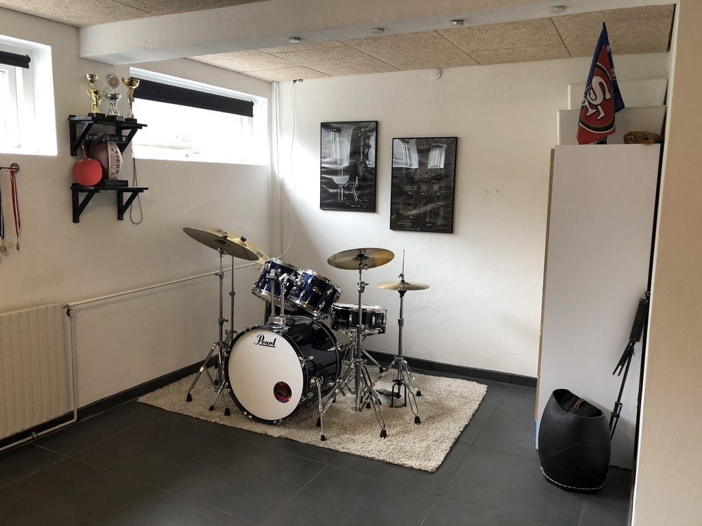 "Man Cave", basement