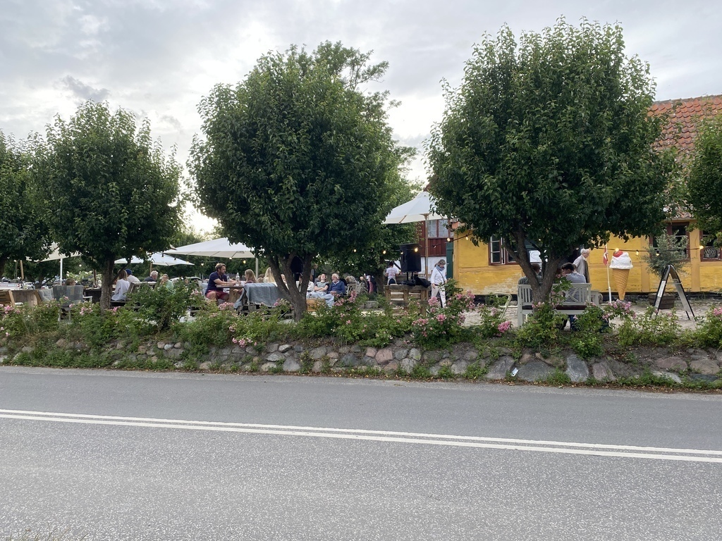 I og omkring Røvig havn