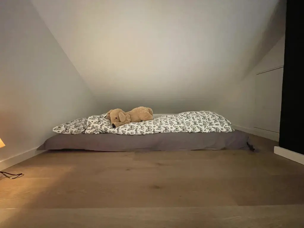 Sovehems på værelse 3