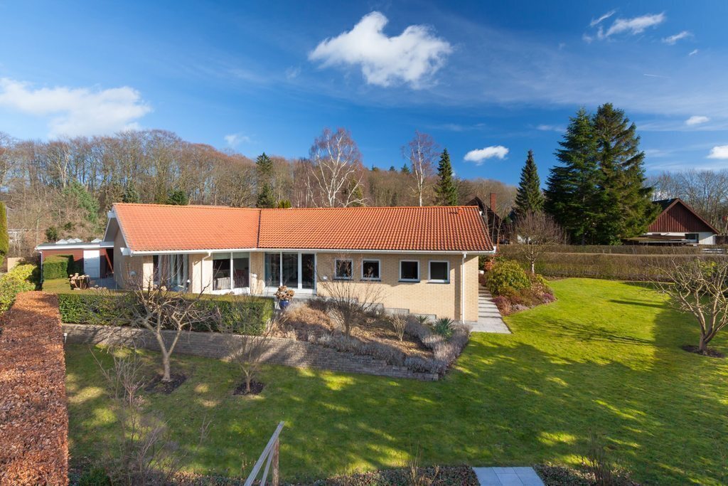 House seen from lake