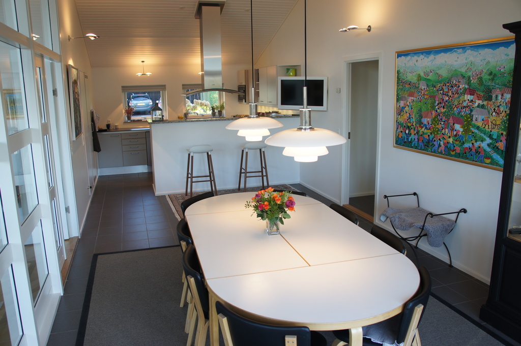 Dining room towards kitchen