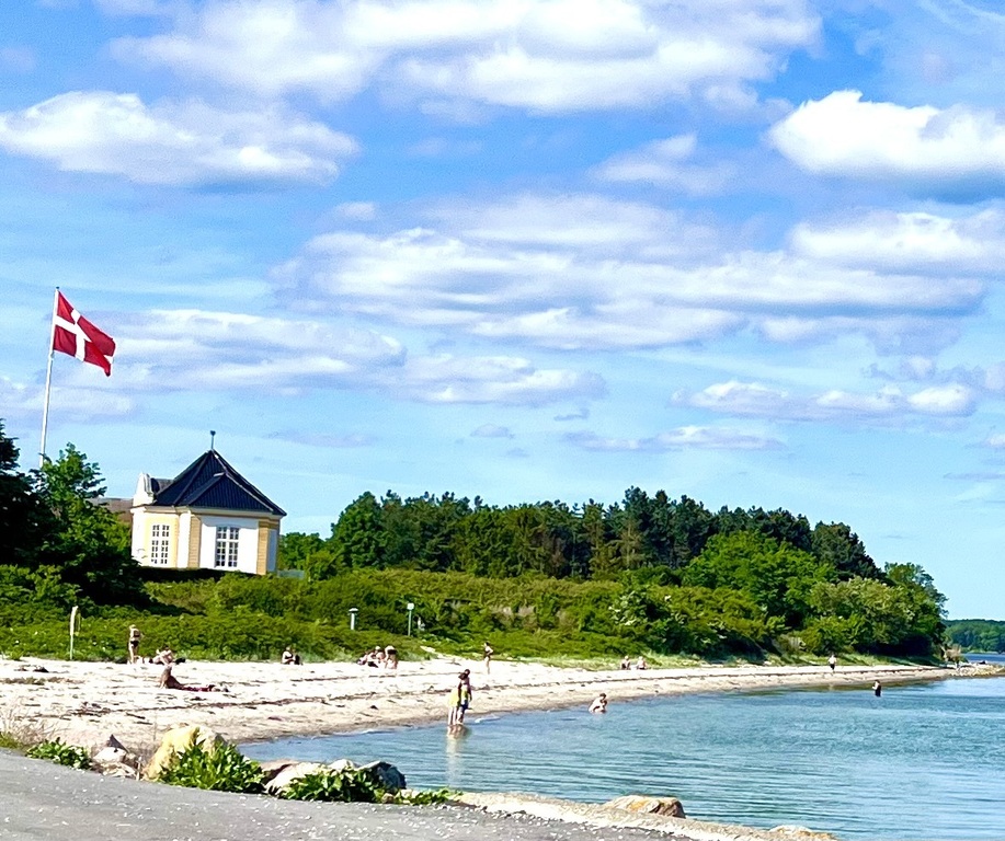 Valdemar Castle and beach