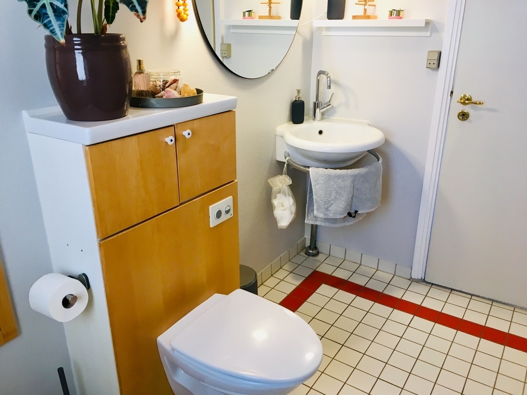 Bathroom ground floor 