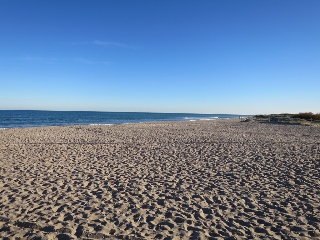 the beautiful beach of El Saler, very quiet