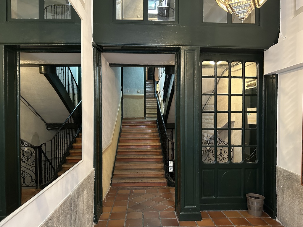 Building entrance hall