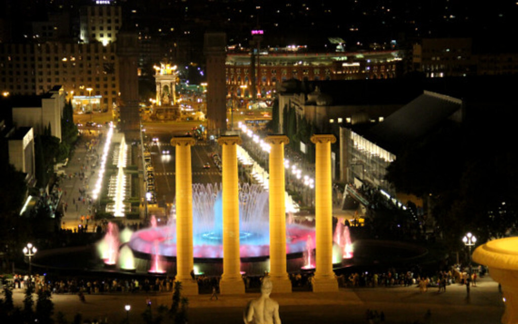 Montjuic, Barcelona (35 minuts by car) / Montjuic (a 35 minutos en coche)