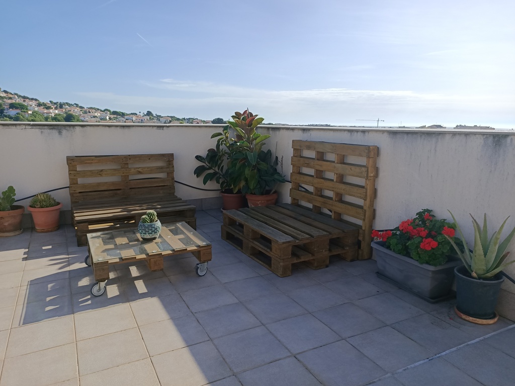 Roof terrace