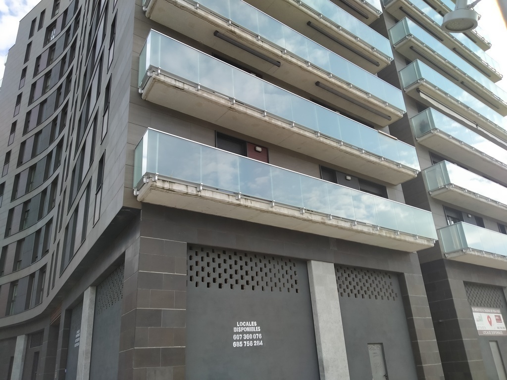 Vista exterior (Outside view)