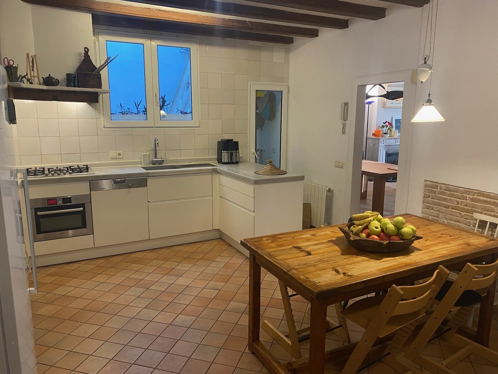 (Downstairs) Kitchen - 2/6