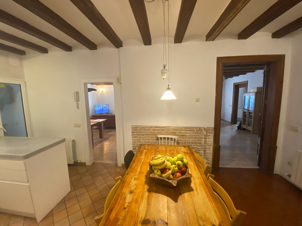 (Downstairs) Kitchen - 5/6