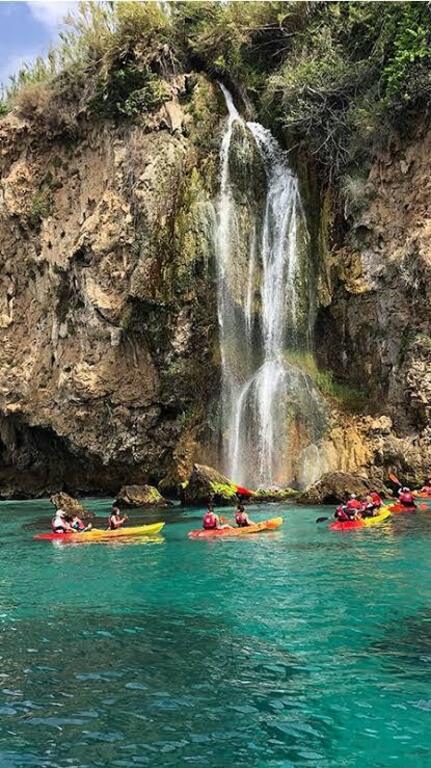 Maro cliffs , 1h and 20 min from the house 