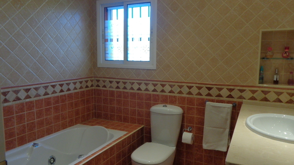 2nd bathroom